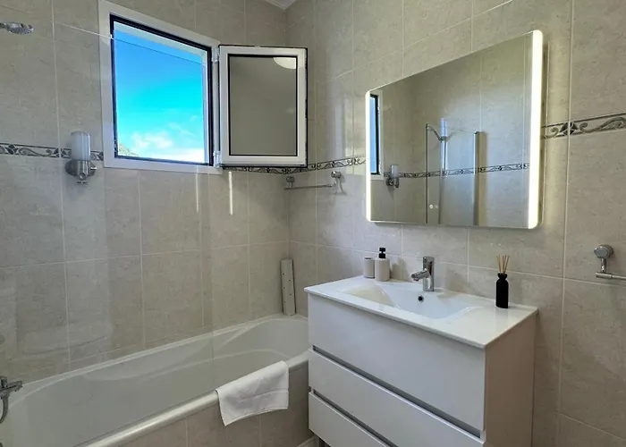 ヴィラ Serenity ポルト・モニス